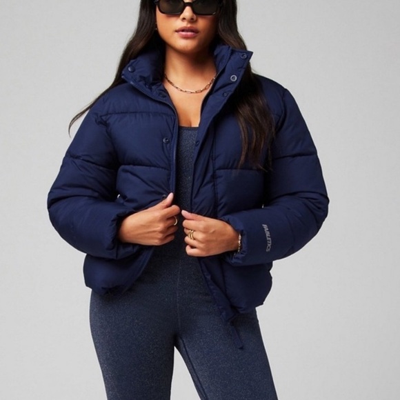 Fabletics Essential Puffer Jacket - Picture 3 of 6